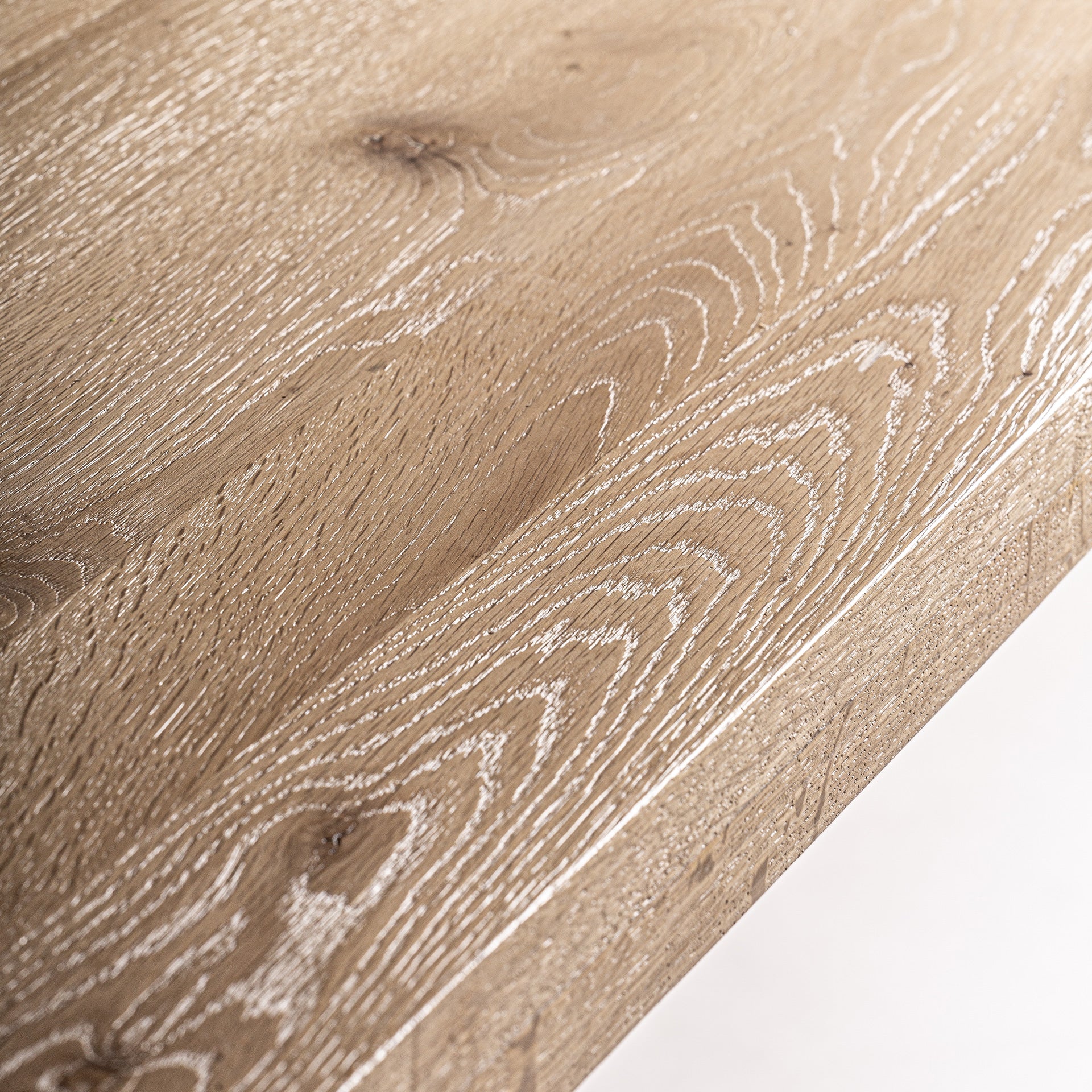 SULLY DINING TABLE